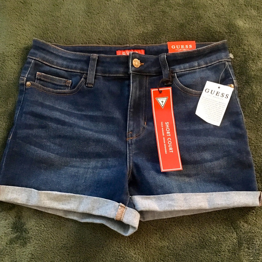Guess Midrise Stretch Jean Shorts size 29